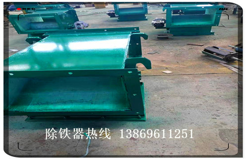 管道除鐵器，陜西高溫管道除鐵器_內(nèi)部構(gòu)造結(jié)構(gòu)圖_陜西高溫管道除鐵器工作原理_安裝示意圖